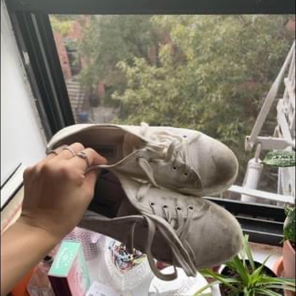 Steve Madden white platform sneakers - Picture 1 of 3